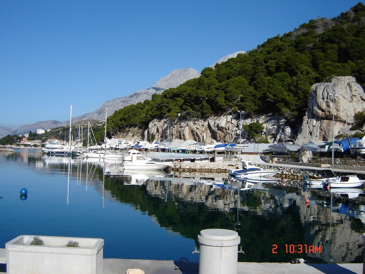 Apartments Villa Cizmic Baška Voda Exterior foto